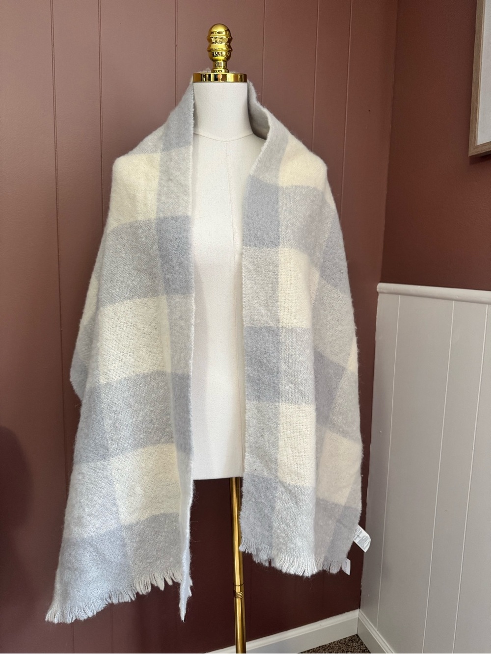 NWT Banana Republic Oversized Wool Blend Plaid Scarf/Wrap